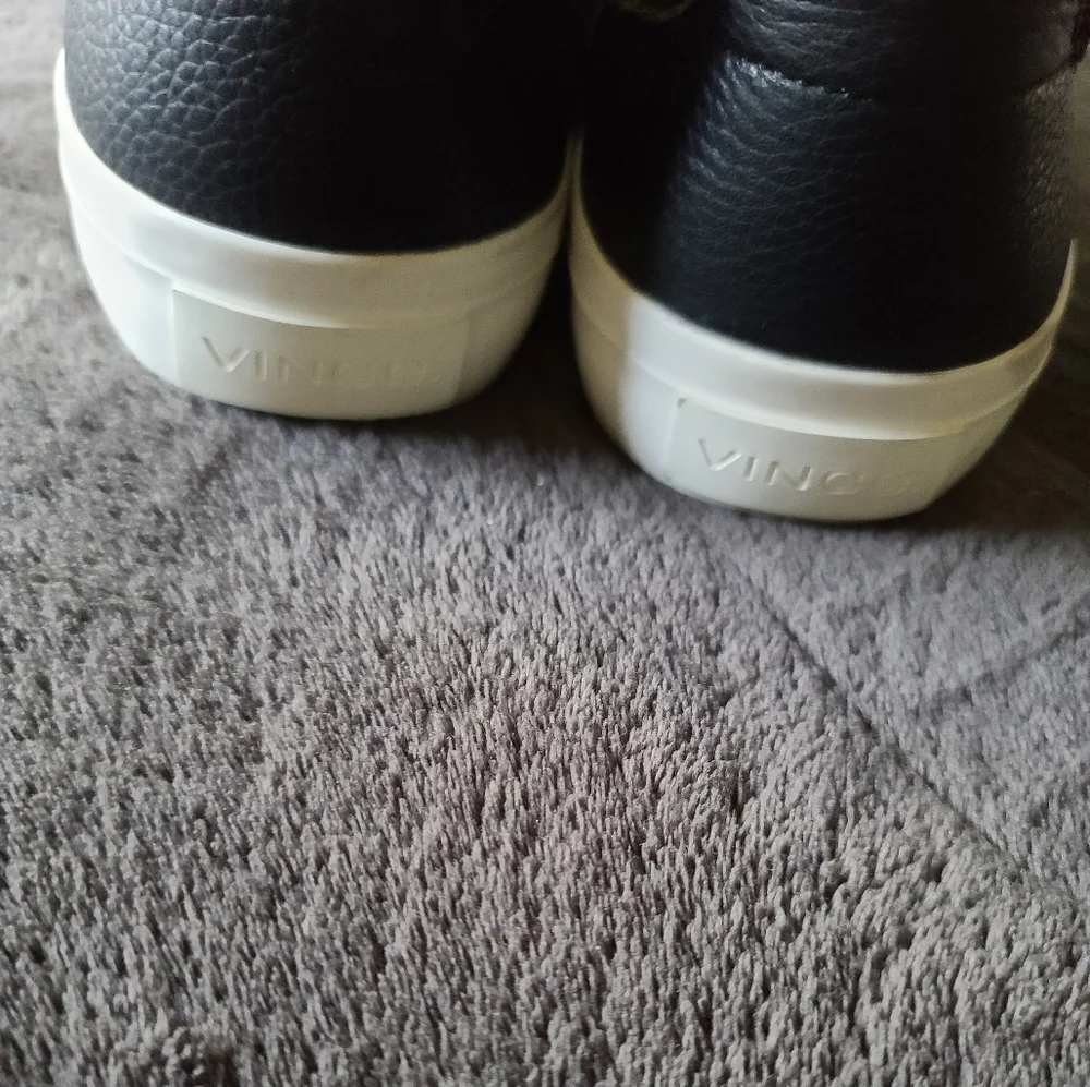Vince Men's Slip-On Sneaker,  7.5 - Picture 5 of 8